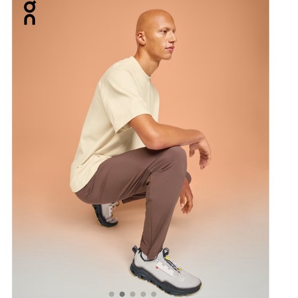 NWT On Cloud Active Joggers - Picture 3 of 7